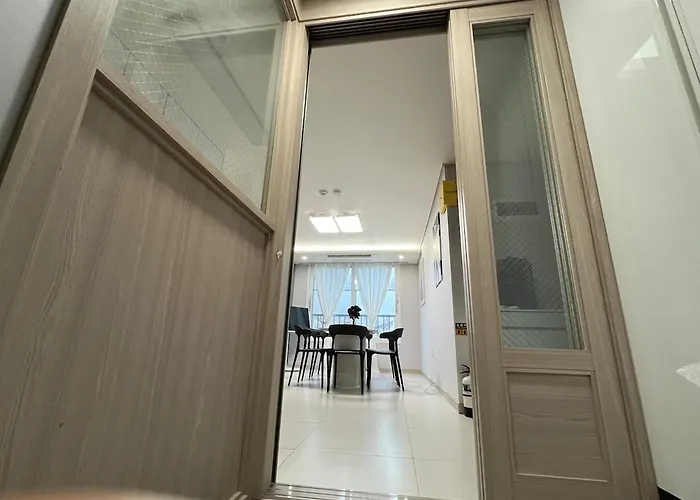 Apartment 신축 엘레베이터있는 방4개 화장실2개